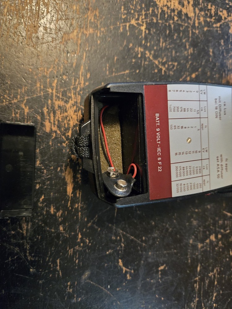VTG Gossen Light Meter Luna-lux