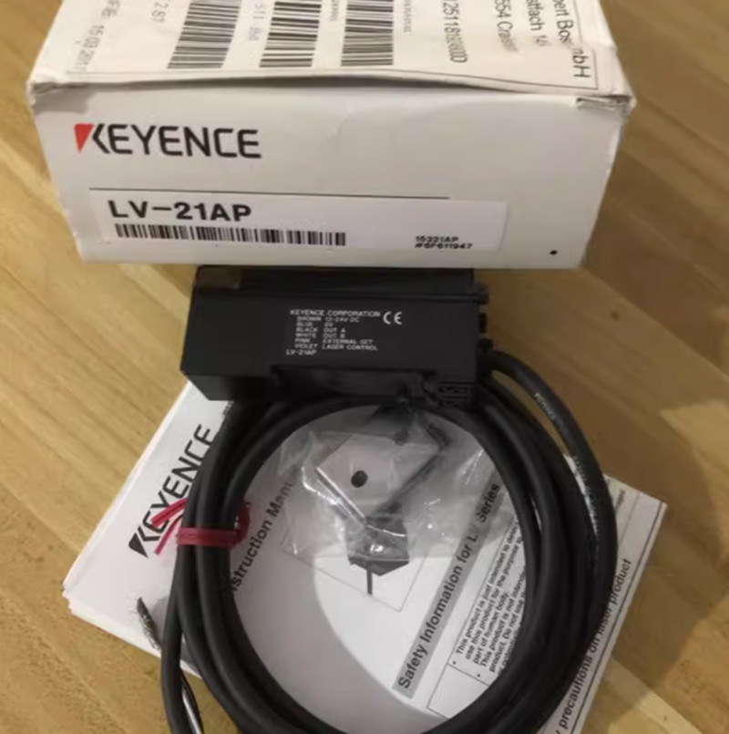 1PC New KEYENCE LV-21AP Sensor