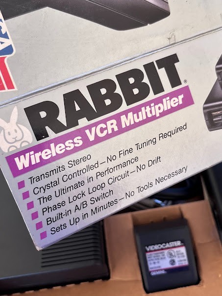 Gemini Rabbit Videocaster Wireless VCR Multiplier Crystal Controlled Video