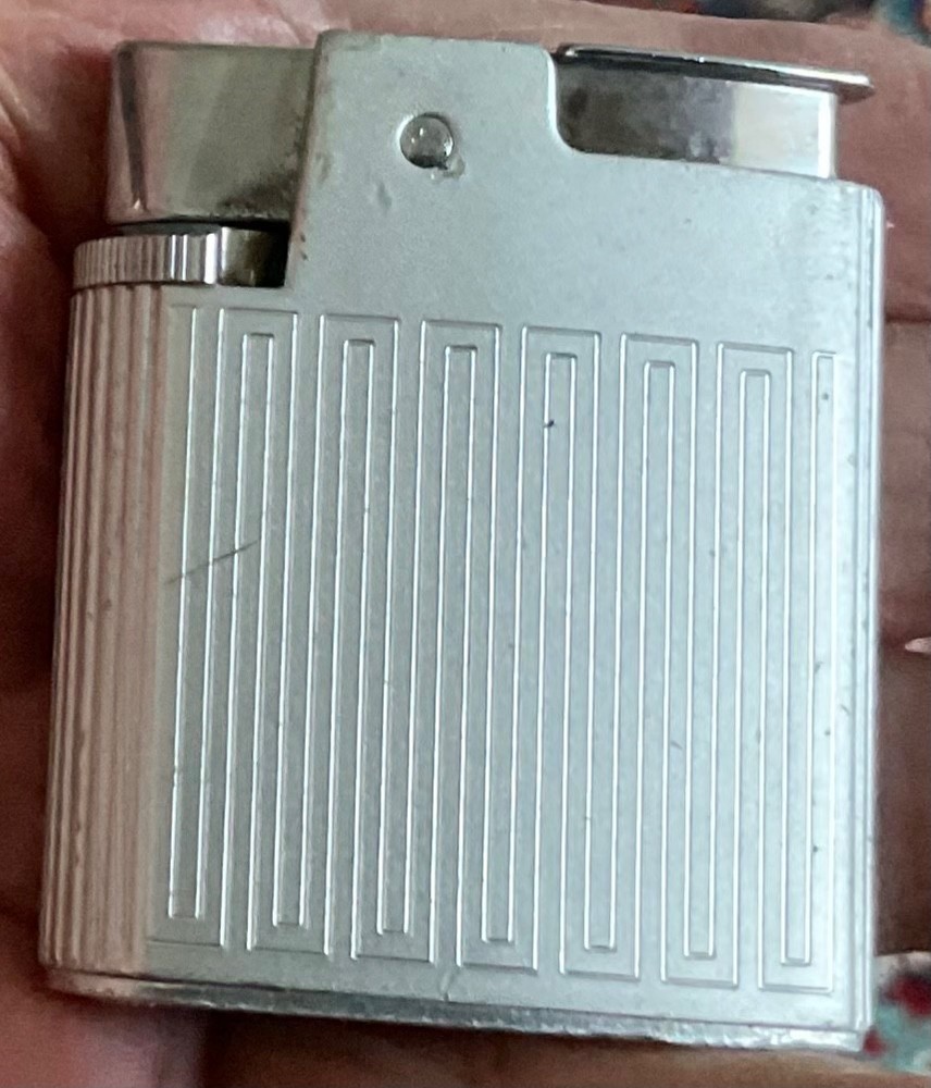 Ronson Varaflame Standard Lighter / Working
