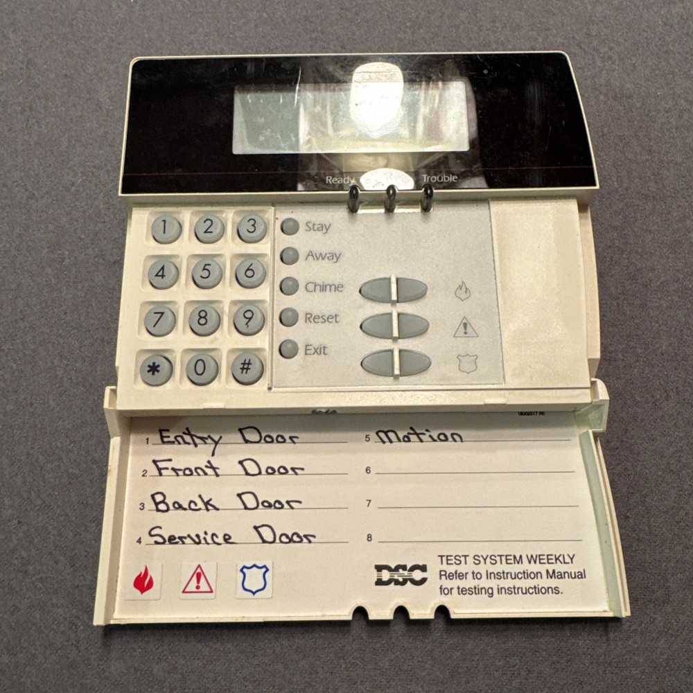 DSC LCD-5501Z Keypad Untested