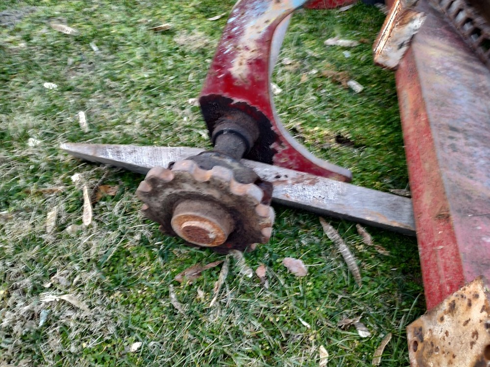 Mellot 18' 3 Strand Log Deck With Stop And Loader