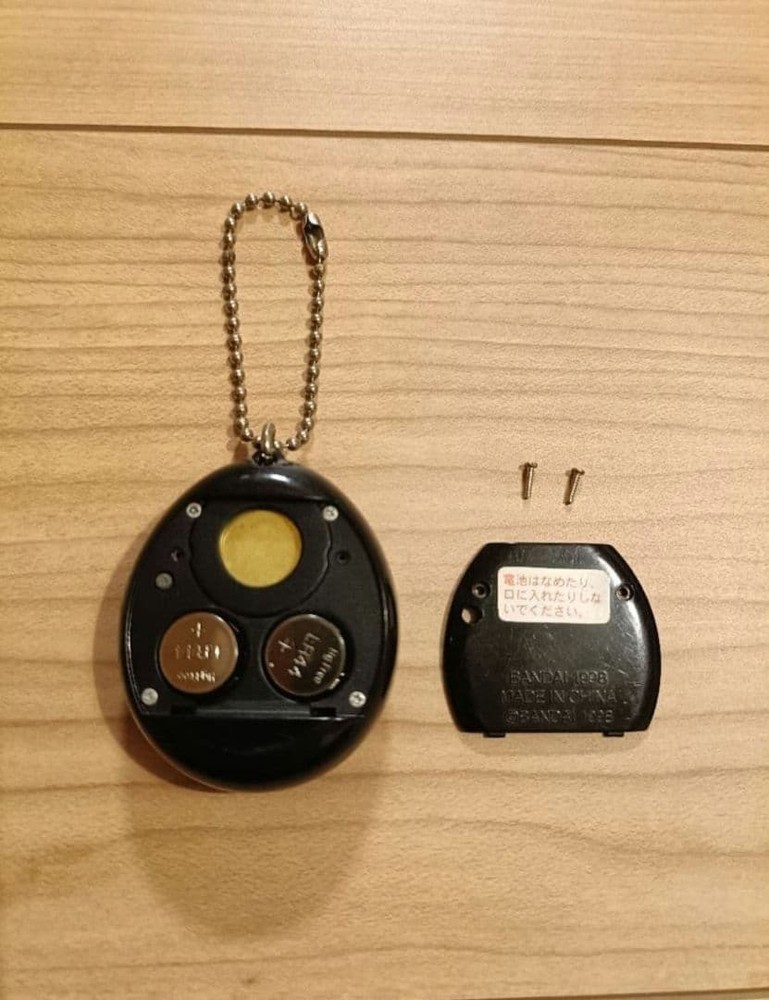 Bandai Deviltchi Devilgotchi Devil Tamagotchi Virtual Pet Black 1998 TMGC