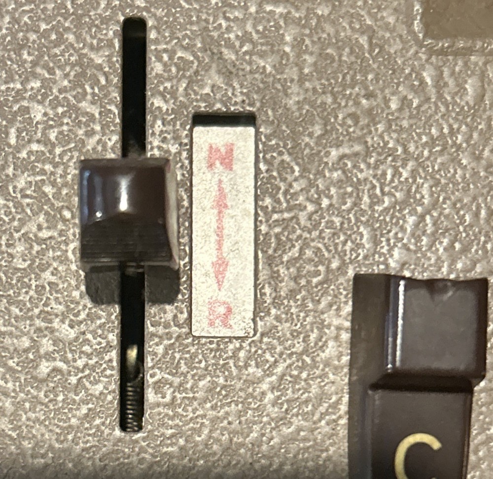 Victor Automatic Calculator Adding Machine Model 73 85 54, Powers On Read