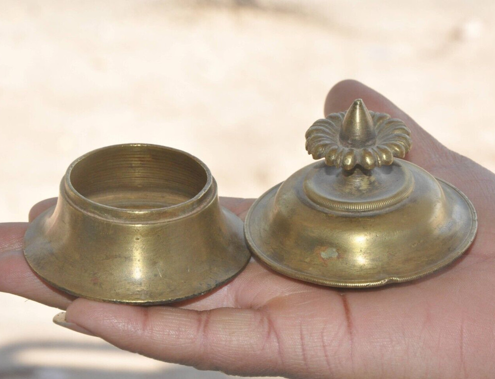 Vintage Brass Handcrafted Unique Shape Pill/Powder Box