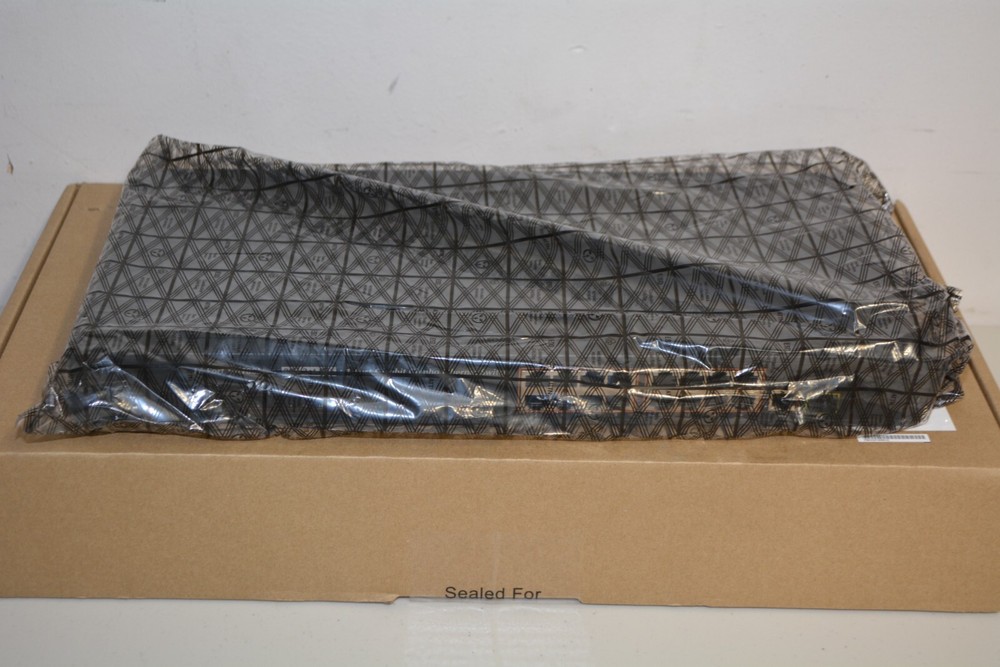 ^ Lorex ACCLPS263B 16-Channel PoE+ Switch #W5732