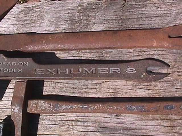 RUSTY Multi Tool Axe Hatchet Nail Puller Pry Bar Claw Hammer BROKEN DAMAGED LOT