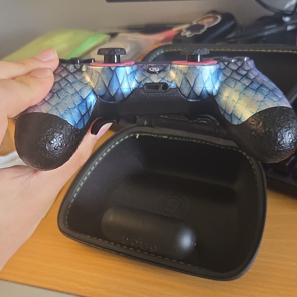 SCUF Custom Controller Bundle Micro USB with Carrying Case, Thumbsticks, Paddles