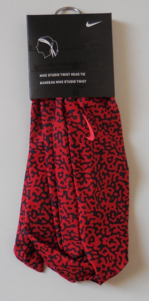 Nike Dri-Fit Studio Twist Printed Head Tie Action Red/Black/Hyper Punch