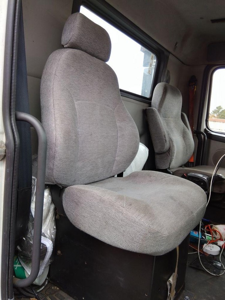 Replaces 2012 VOLVO VNM FRONT SEAT ,  MD