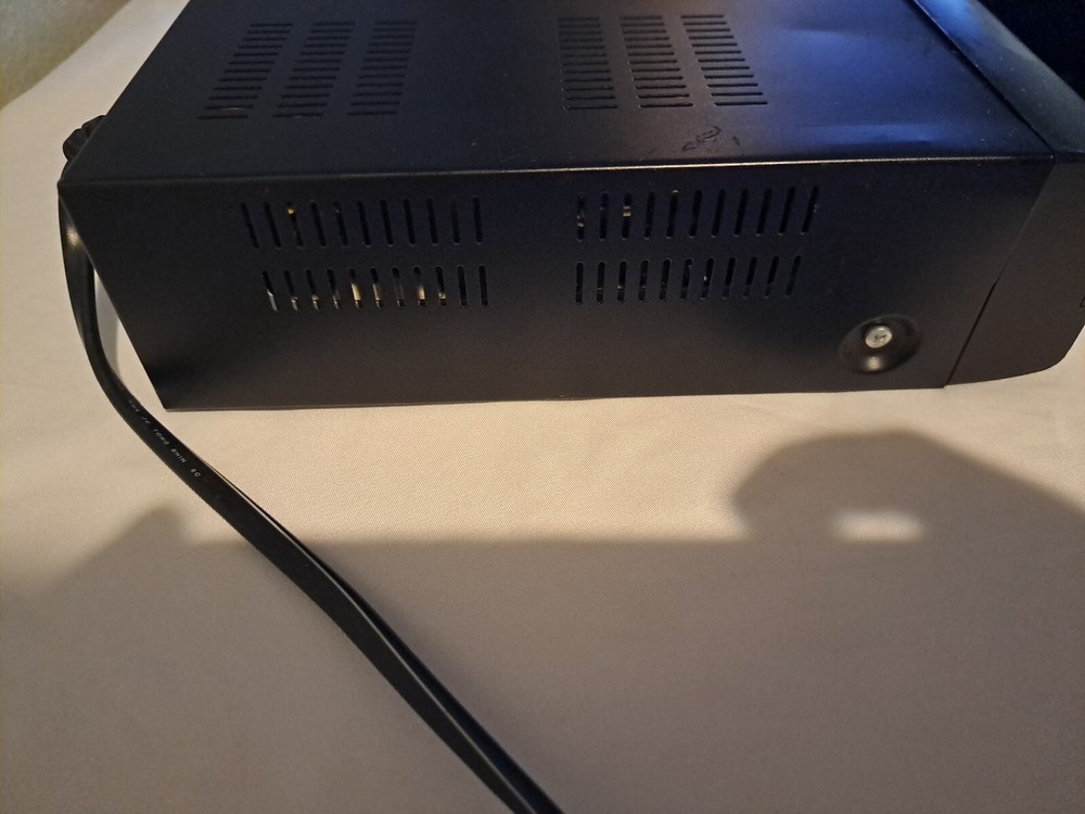 ViewSat VS2000 Xtreme VS Digital Satillite Receiver