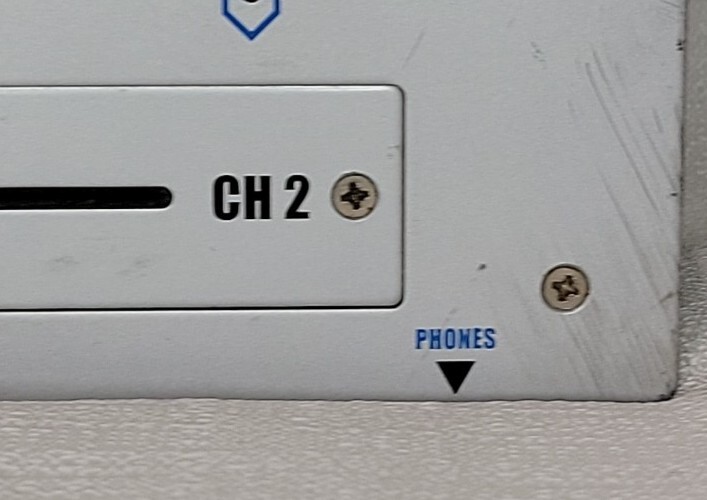Numark DM925 Professional Preamp Mixer.