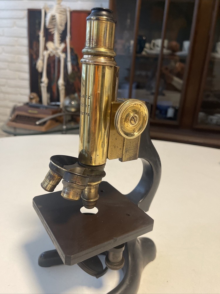 ANTIQUE ERNST LEITZ WETZLAR BRASS MICROSCOPE No 162775