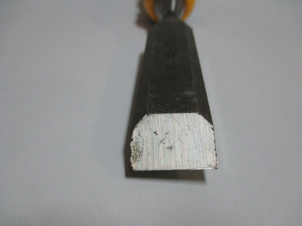 Dewalt Wood Chisel 3/4”- 18MM good used