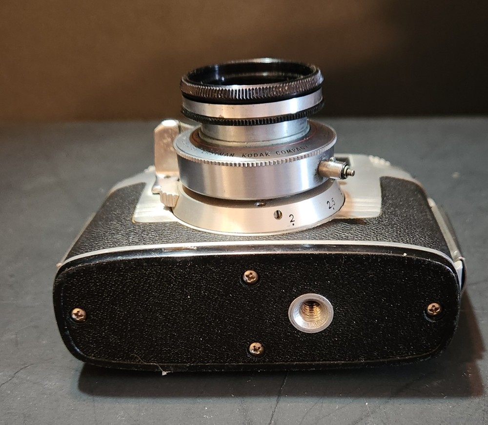 Kodak Signet 35 Camera w Leather Case Untested