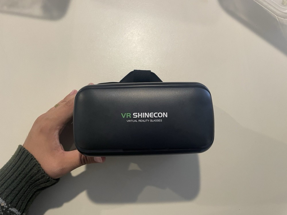 VR Shinecon Virtual Reality Glasses for iPhone and Android Phone - New