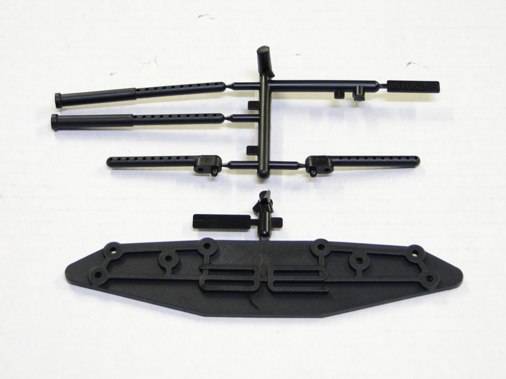 NEW ASSOCIATED RC10DS Bumper Front & Body Mounts AG7