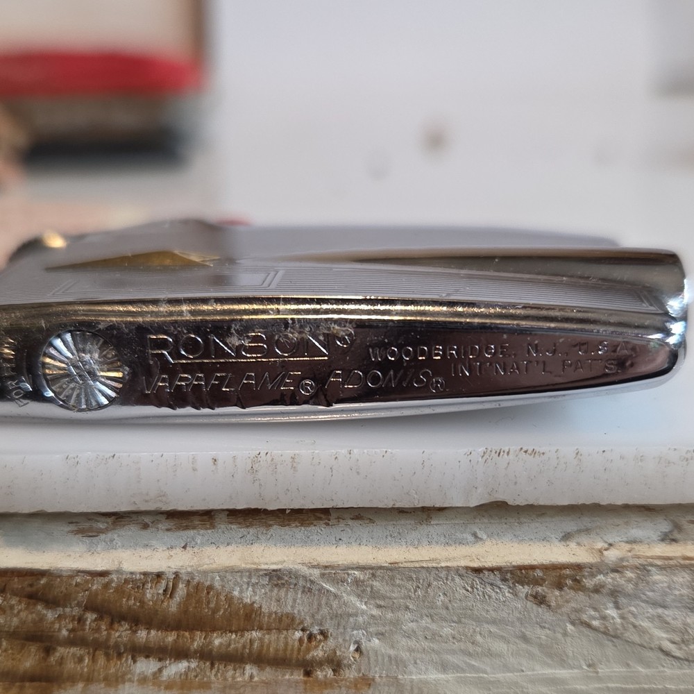 Ronson Varaflame Chromed Pocket Lighter with Case & Instructions