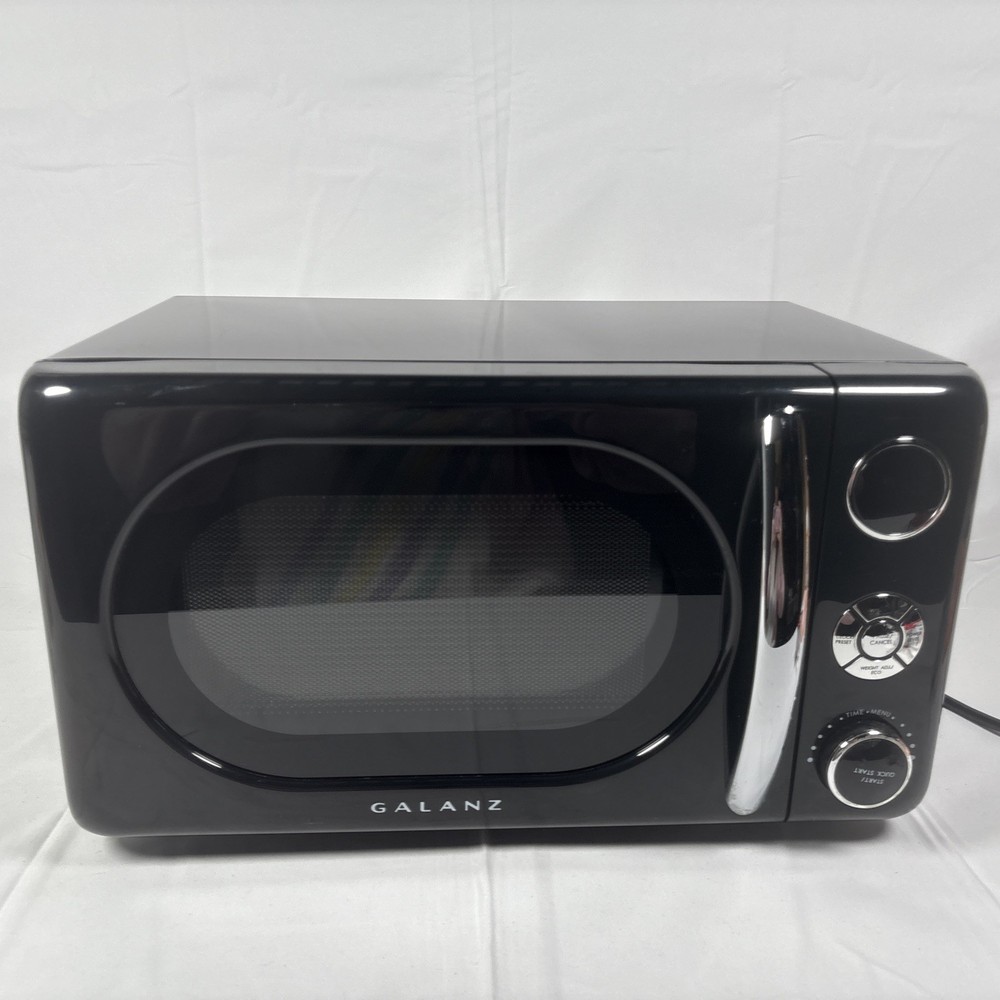 Galanz Microwave Oven Black 0.7 cu ft Pull Handle - GLCMKA07B