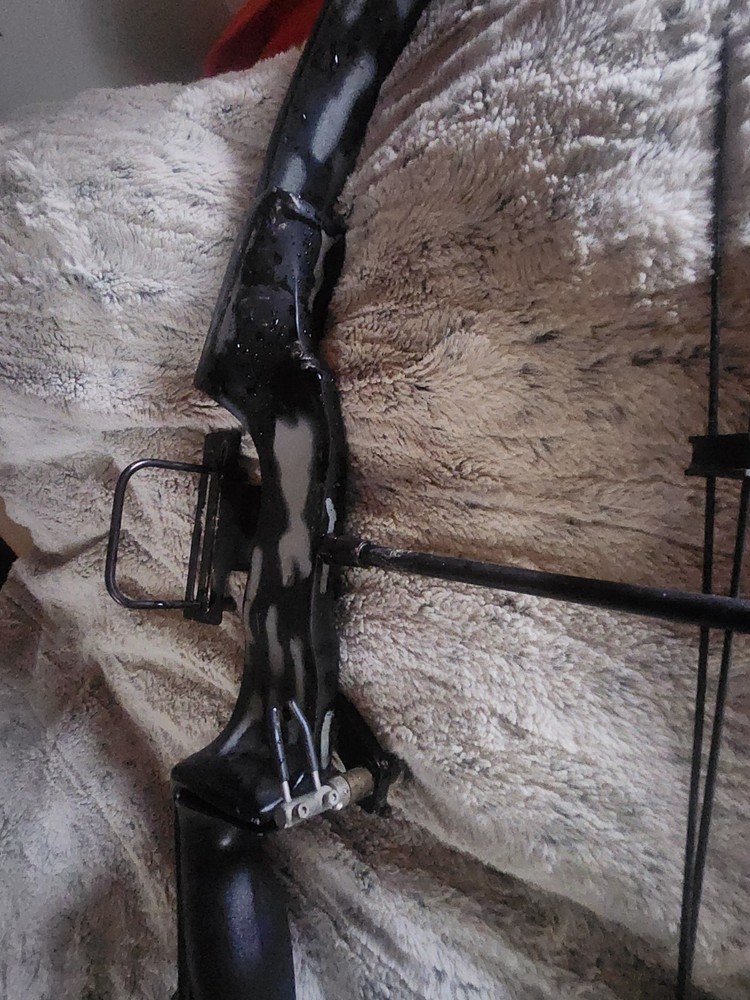 Robin Hood Apache Hunter Compound Bow