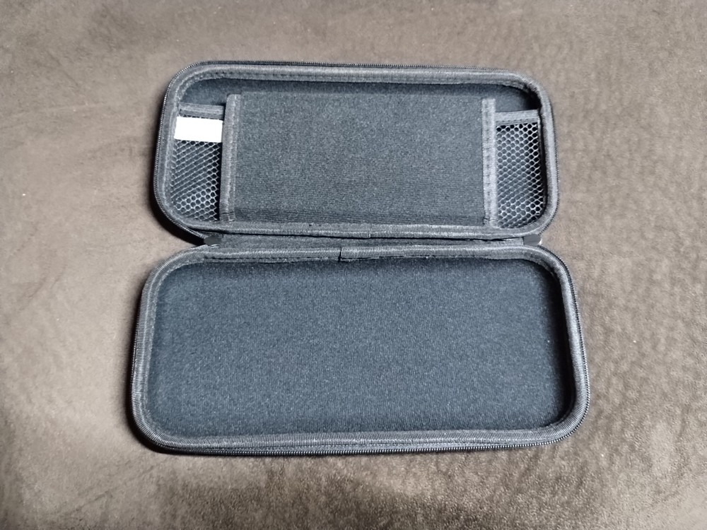 Nintendo Switch Carry Case, Amazon Basics, Red