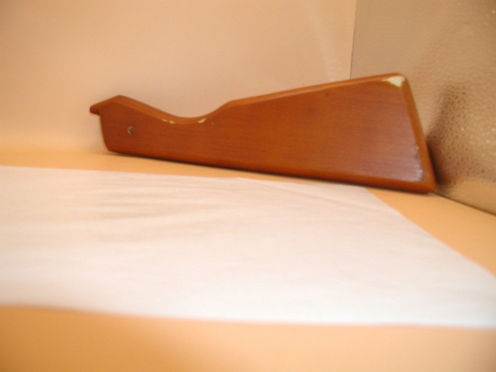 Daisy 105B Buck - Stock