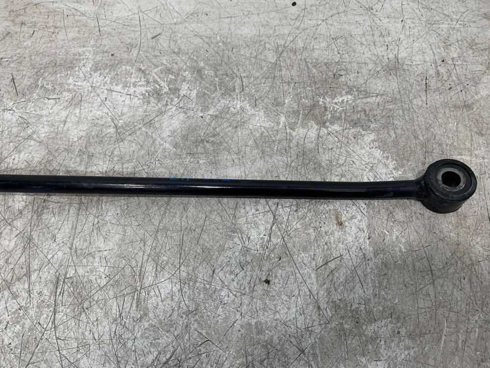 2015 Peterbilt 587 Torque Rod (339-10204)