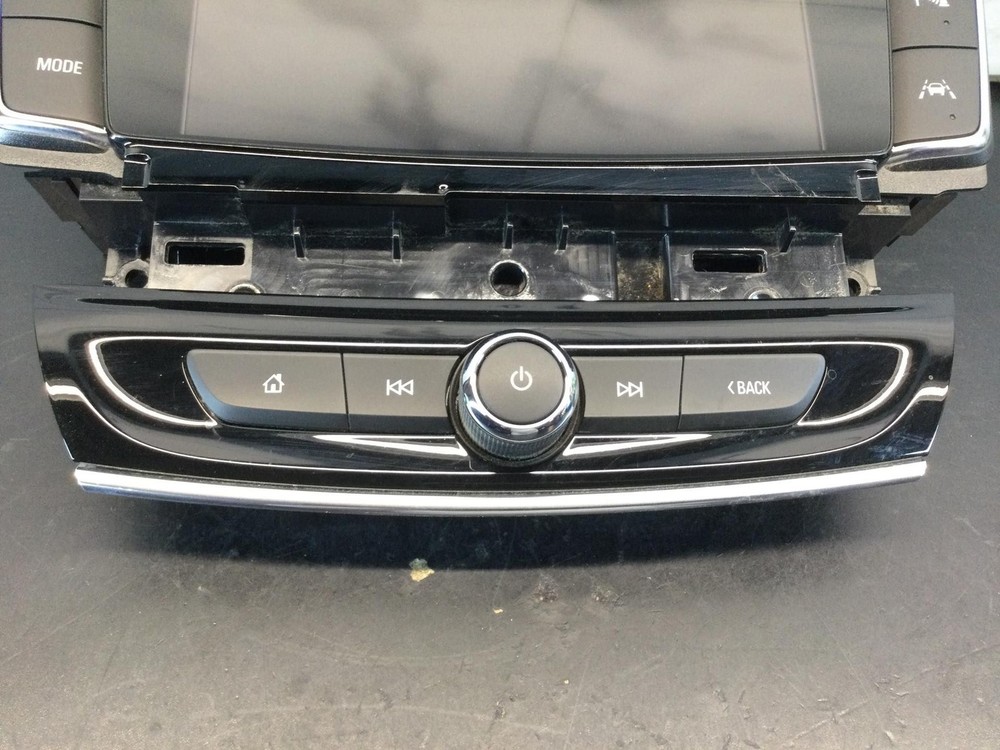 20 21 22 23 24 BUICK ENCLAVE 85158795 display screen control panel