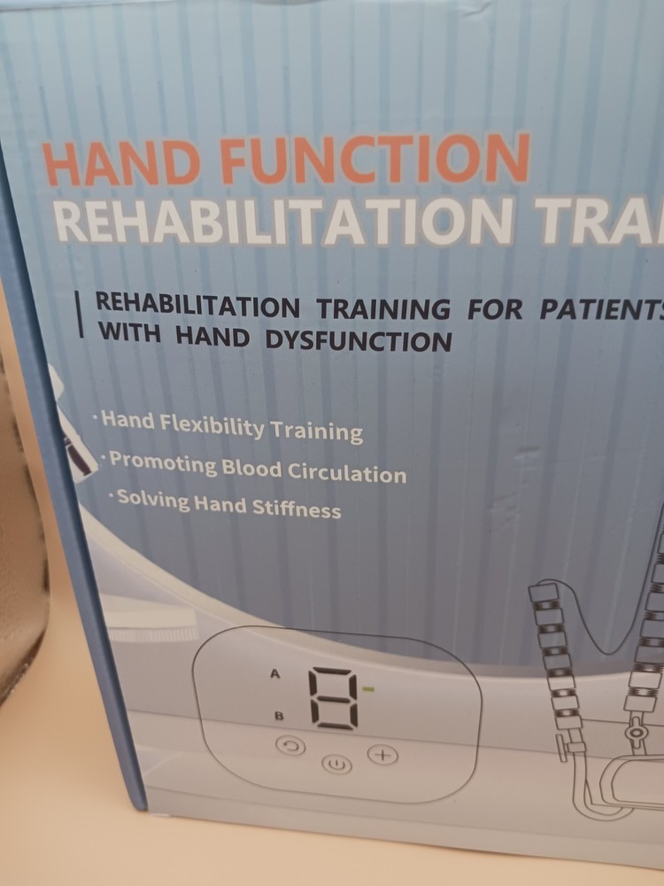NEW Hand Function Rehabilitation Training Device. Medium Right Hand