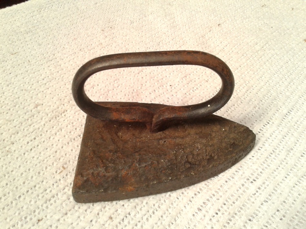 Antique Primitive Sad Iron with Unique Handle Cast Iron