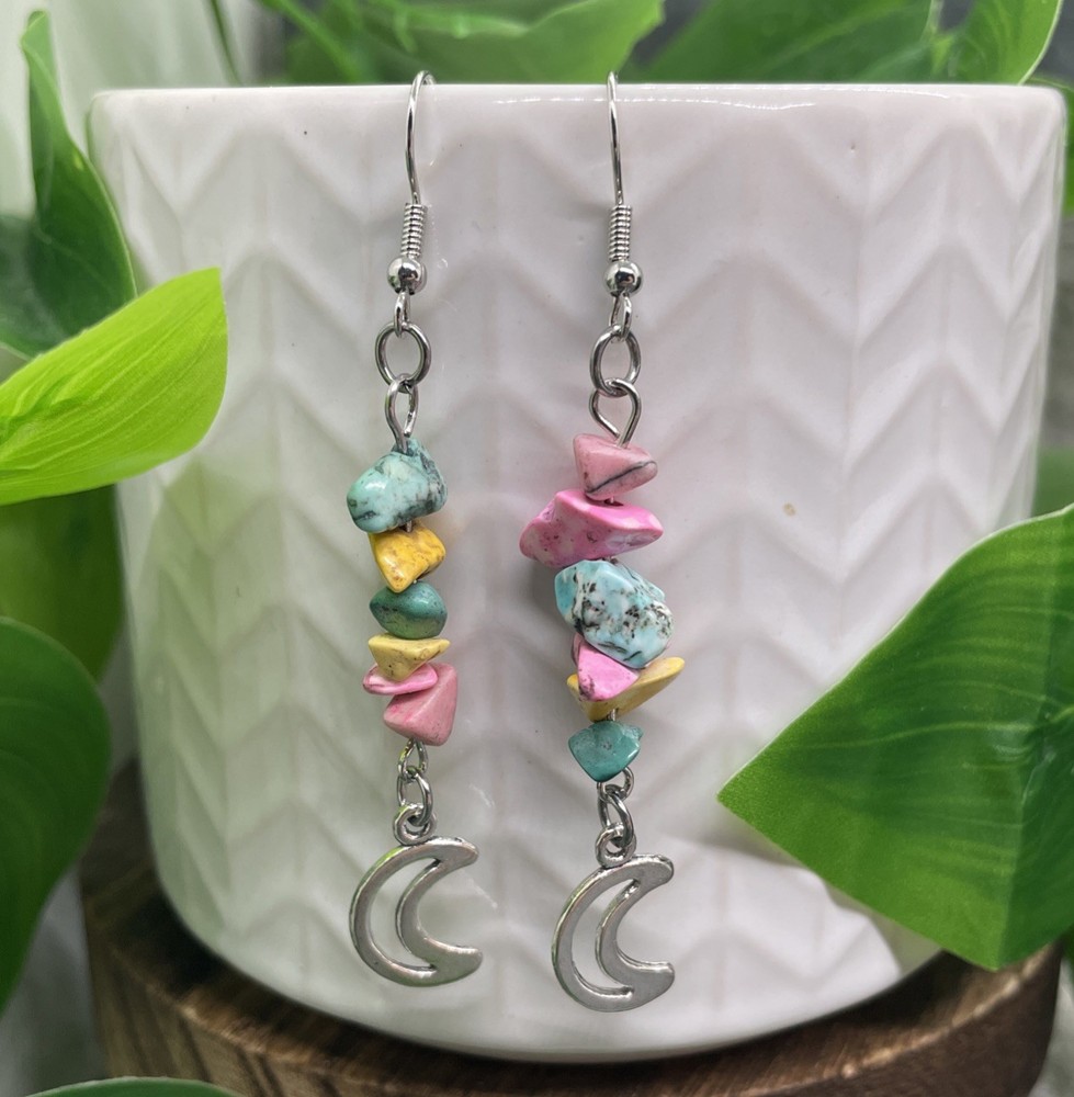 2.25” Earring Set Silver-tone Boho Stone Chips Dangle Drop New Moon B7330