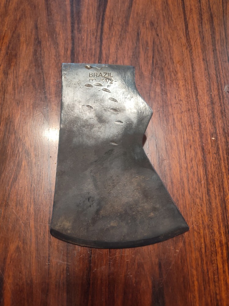 Brazil T-3 1/2 axe with handle