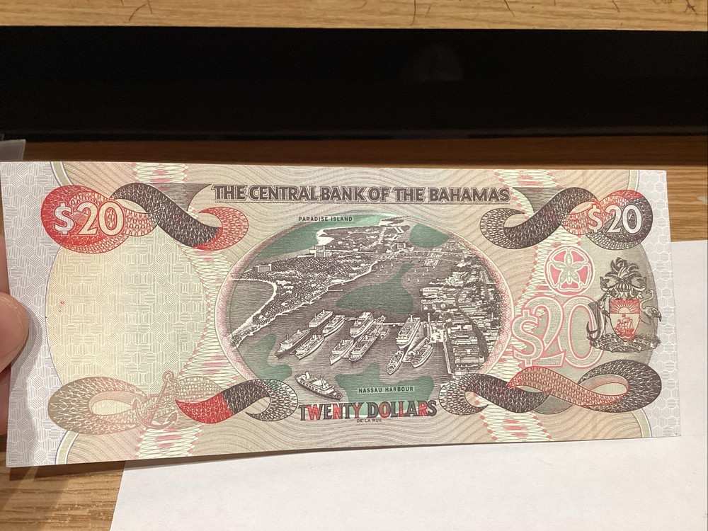 Bahamas 2000 $20 Pick 65A Choice AU