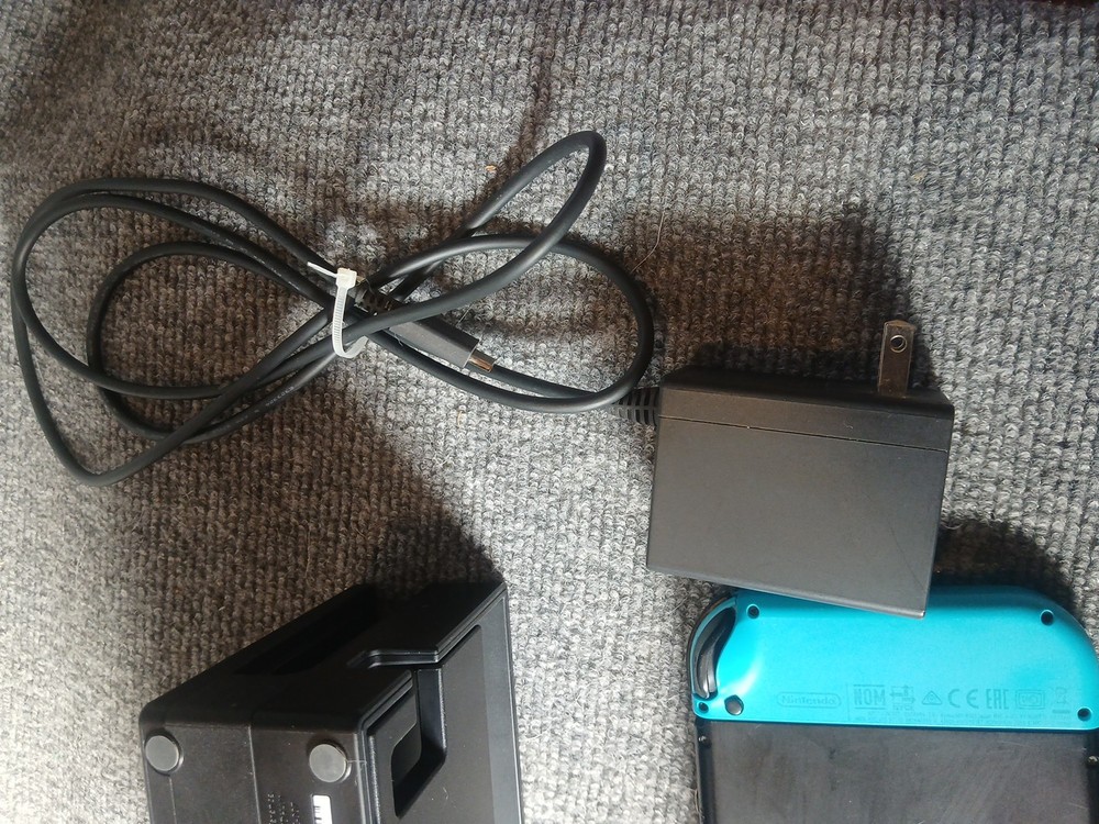 Nintendo Switch Console Neon HAC-001 w/Dock + HDMI