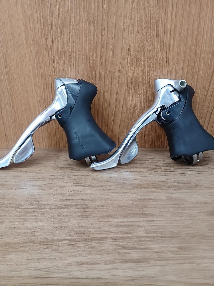 ST-7700 STI Leers