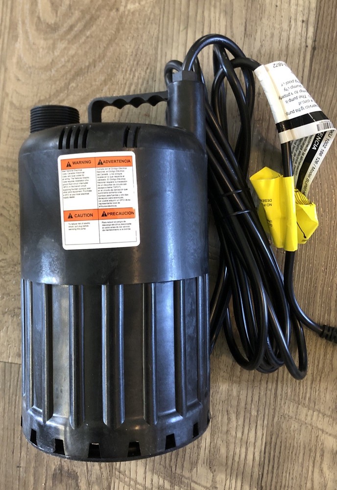 Everbilt 1/2 HP Submersible Waterfall and Utility Pump