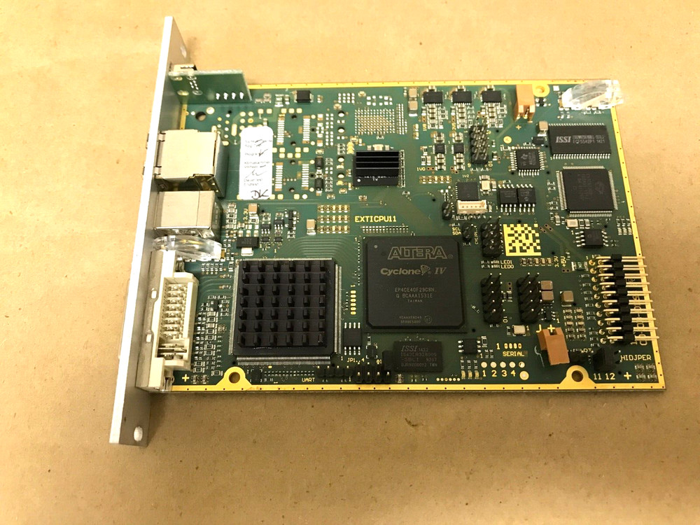 Black Box DKM FX Modular KVM Extender w/Two ACX1MT-VDHID-C Transmitter Modular