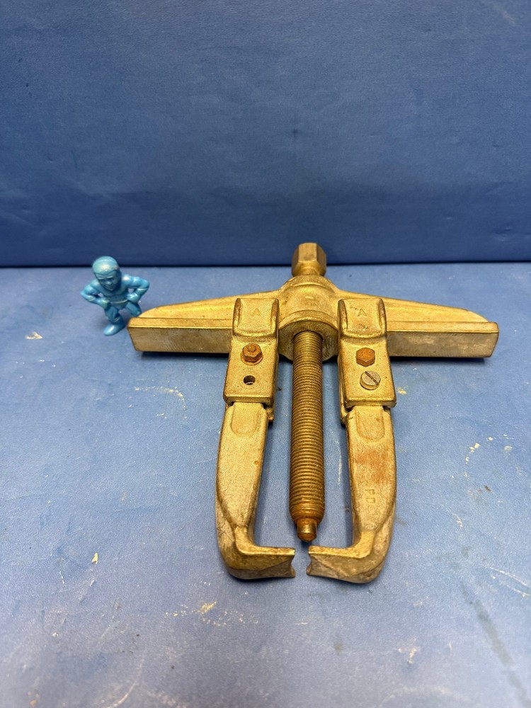 Baldur Gedore Universal Puller 2-Arm Pattern 1.06/1A