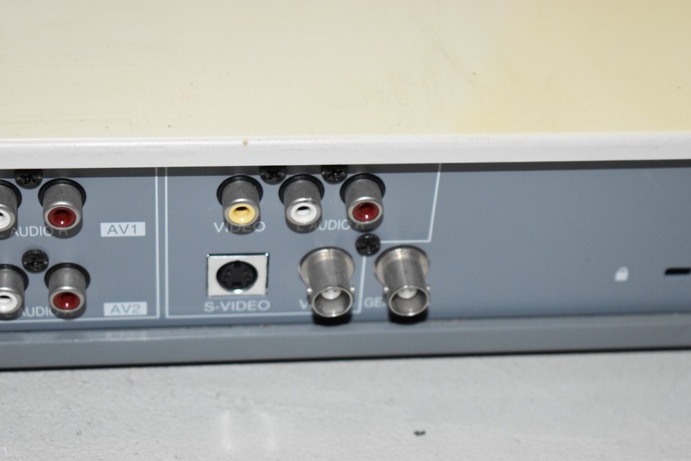 Elmo EV-4400AF Visual Presenter Zoom Overhead Document Camera BROKEN NOT WORKING