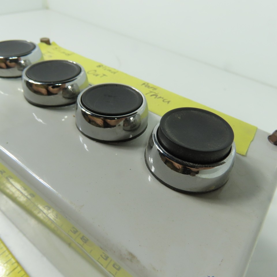 4-Button Push Button Control Station Box 6-1/4"x 3-1/4"
