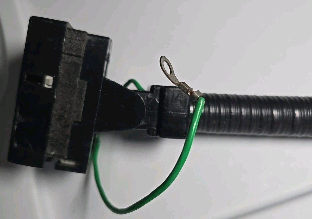 AMP Power BASE INFEED Wire Furniture Panel