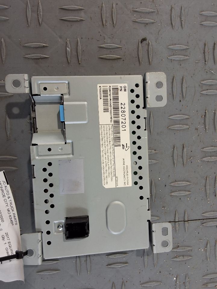 2010-2017 GMC Terrain Dash Mounted Lower 7" Display Screen