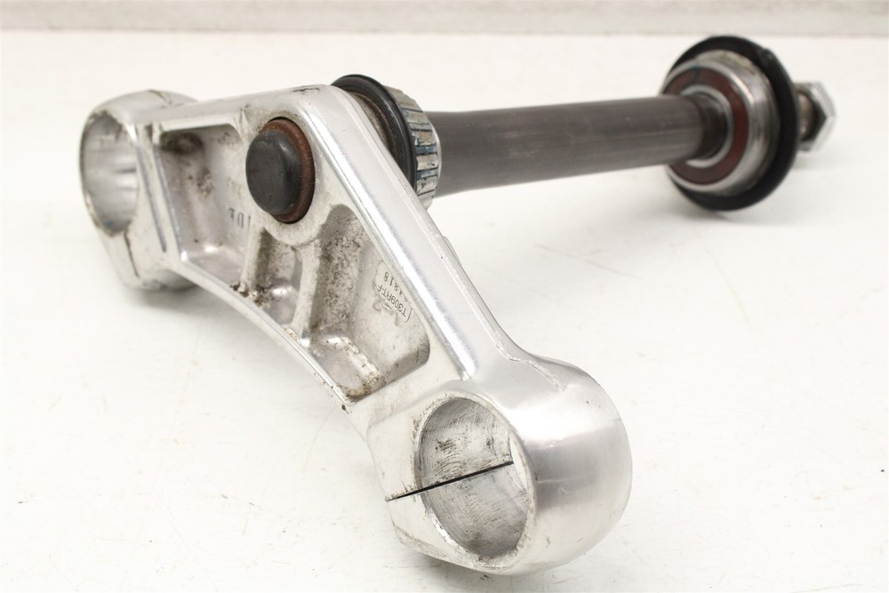 2003 Triumph Thunderbird Triple Tree Clamp 95-03
