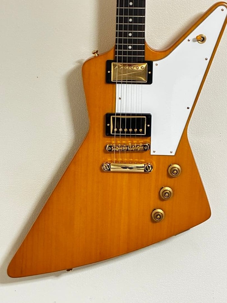 EPIPHONE 1958 Explorer Aged Natural Safe Packing!
