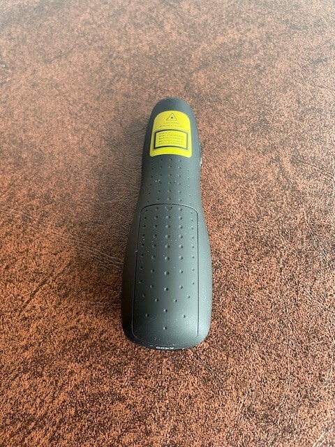 Logitech R400 Laser Pointer and Presentation Remote - Black