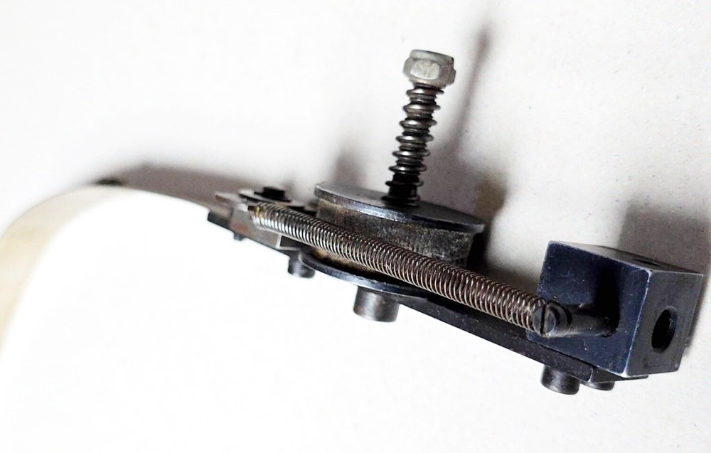 Hohner stitching head spare parts, Wire Guide