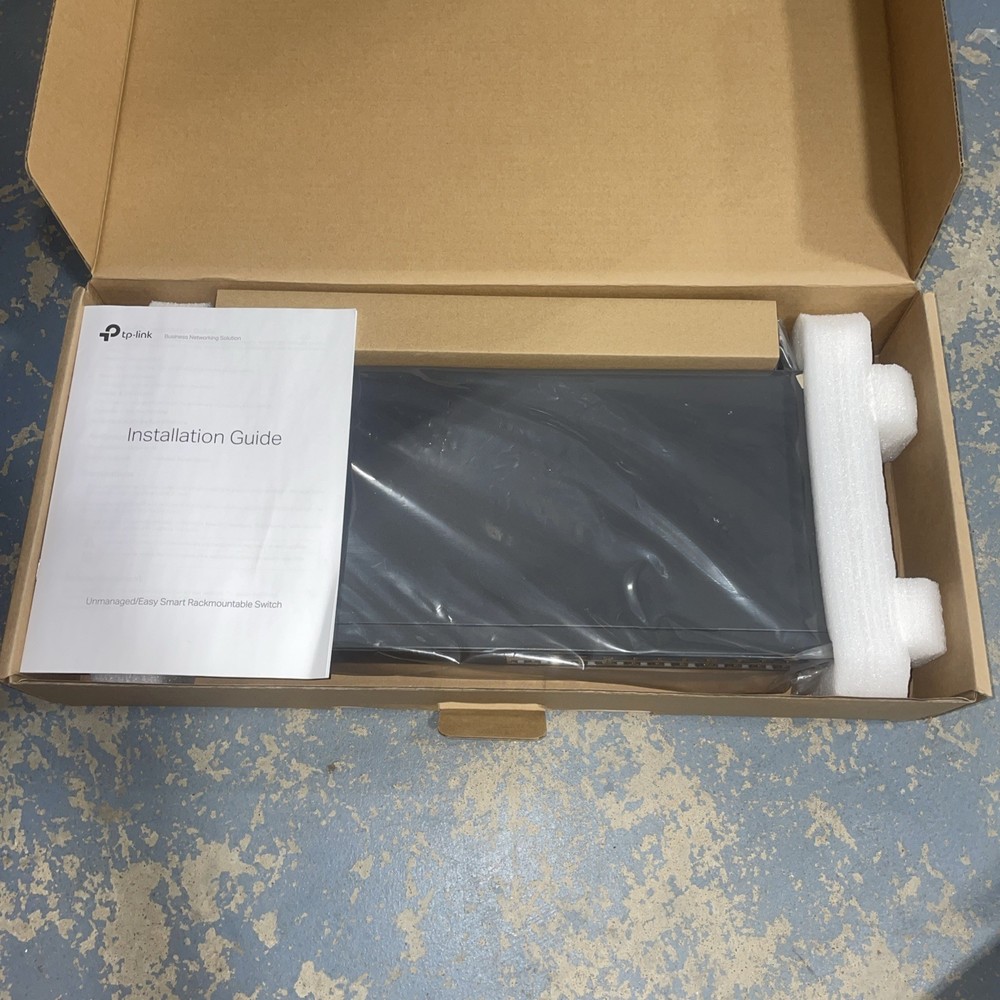 TP-LINK Technologies TP-Link (TL-SF1024) 24-Ports External Switch