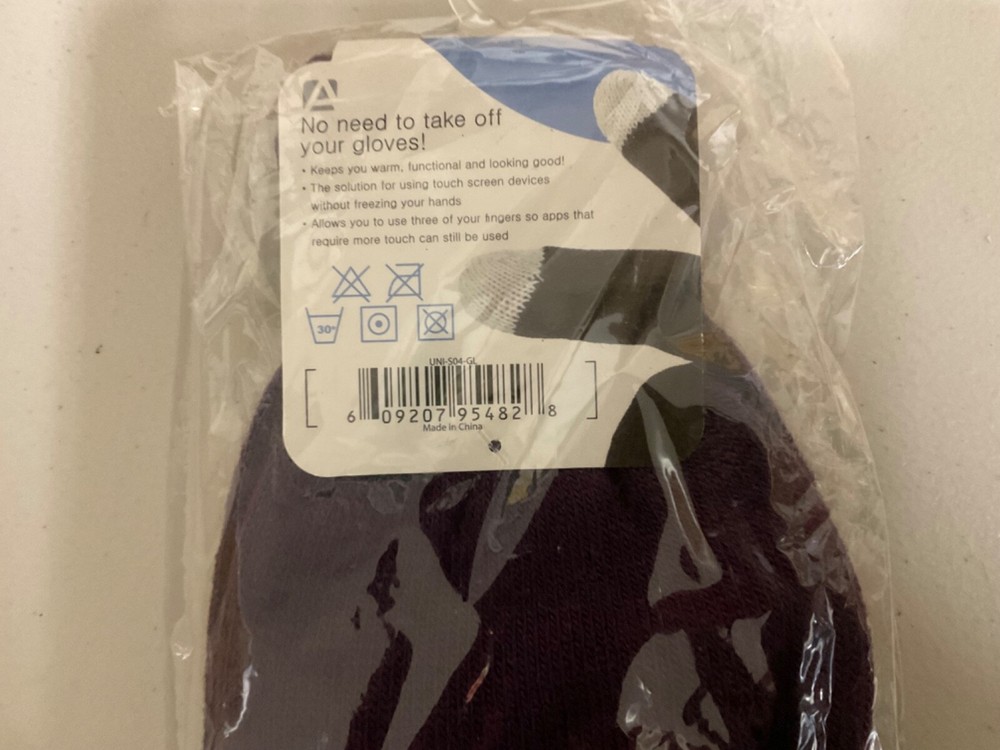 Aduro Capacitive Smart Touchscreen Gloves for iPhone, iPad, Android (Purple)