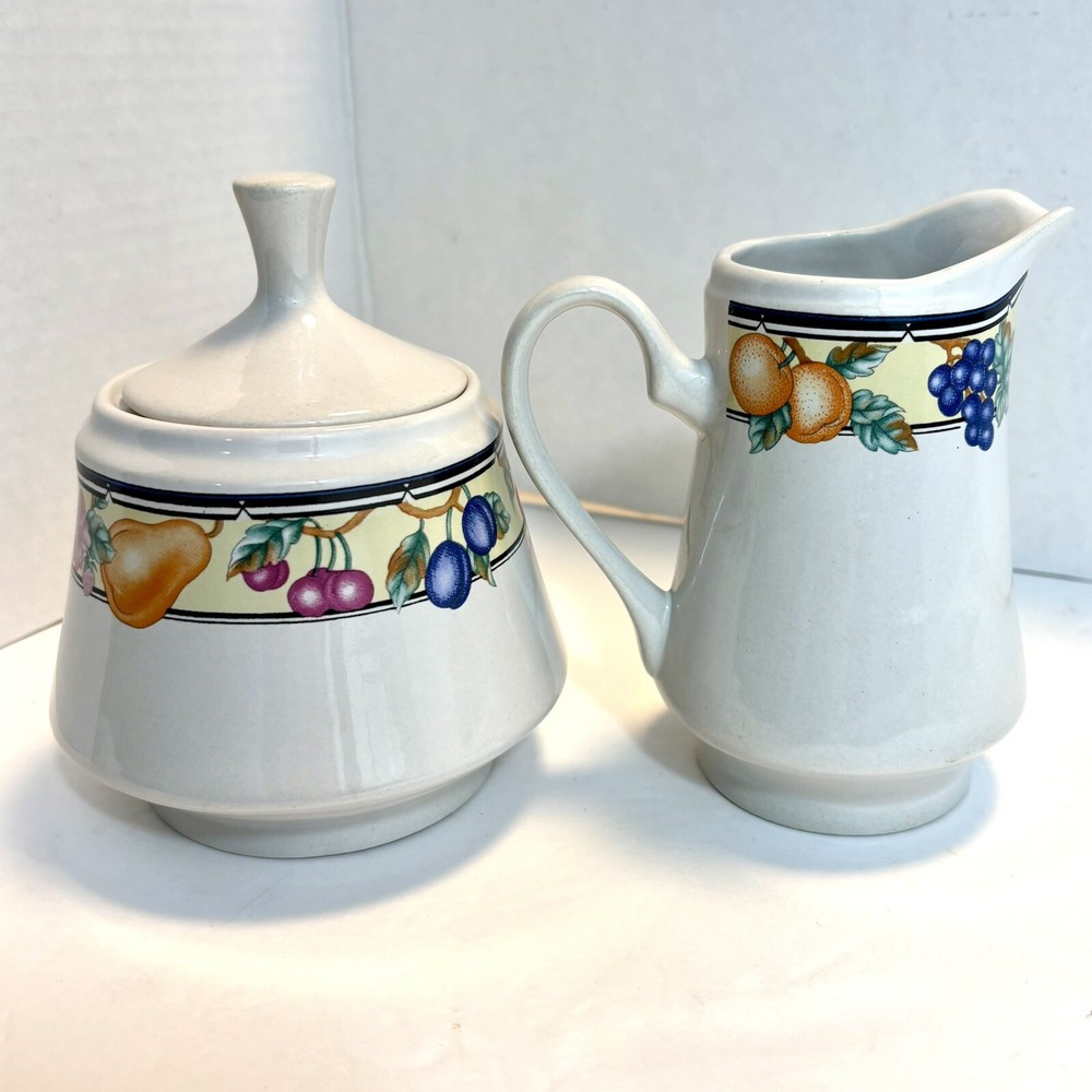 Oneida Genuine Stoneware: The Select Collection Orchard Cream & Sugar Set EUC