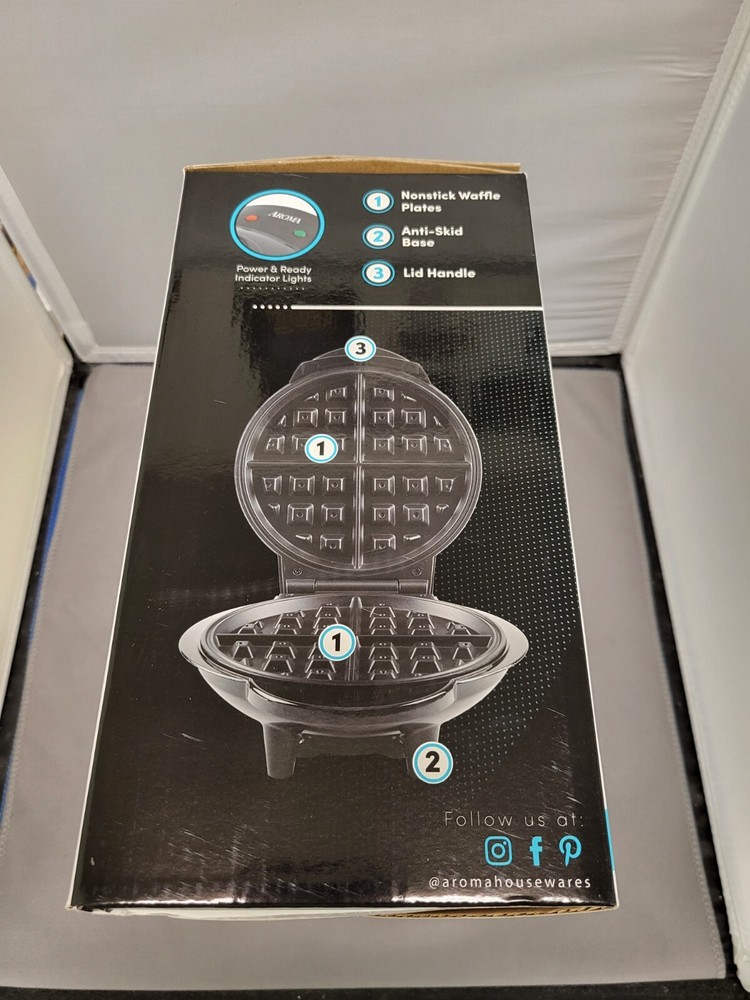 Aroma Non-Stick Waffle Maker Black AWM-908B